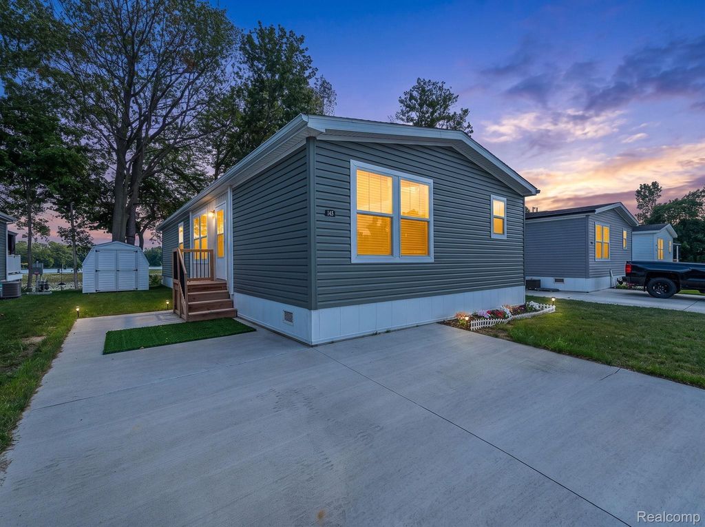 9103 N Union Street 143, Tecumseh city
