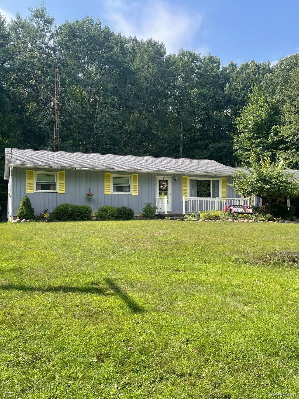 1866 S Barrie Road, Colfax township