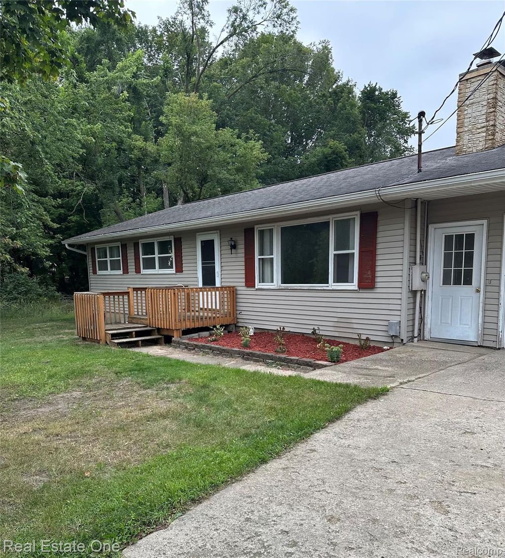 2430 Coolidge Road, Fork township