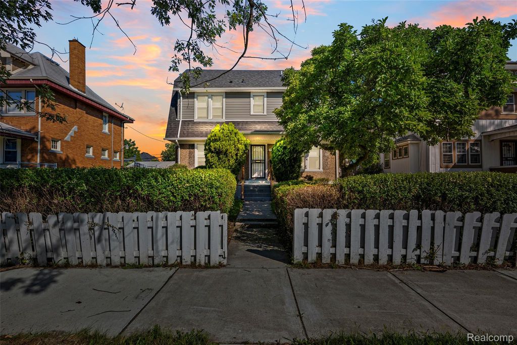 878 Lawrence Street, Detroit city