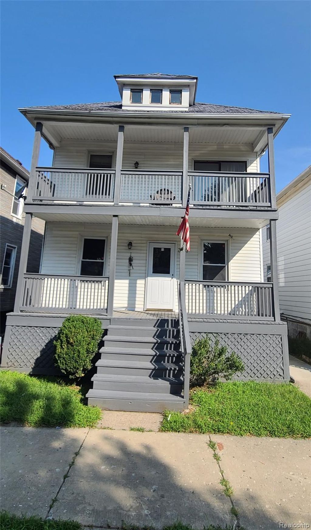 3387 Comstock Street, Hamtramck city