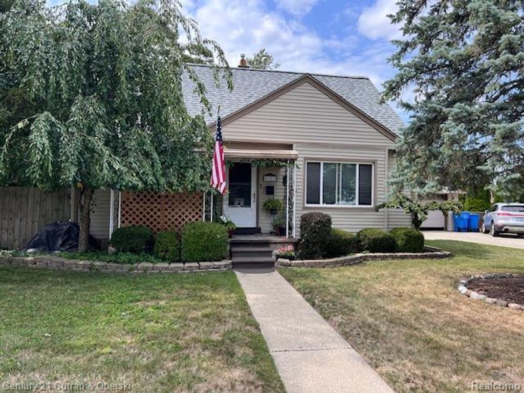 6121 N Gulley Road, Dearborn Heights city