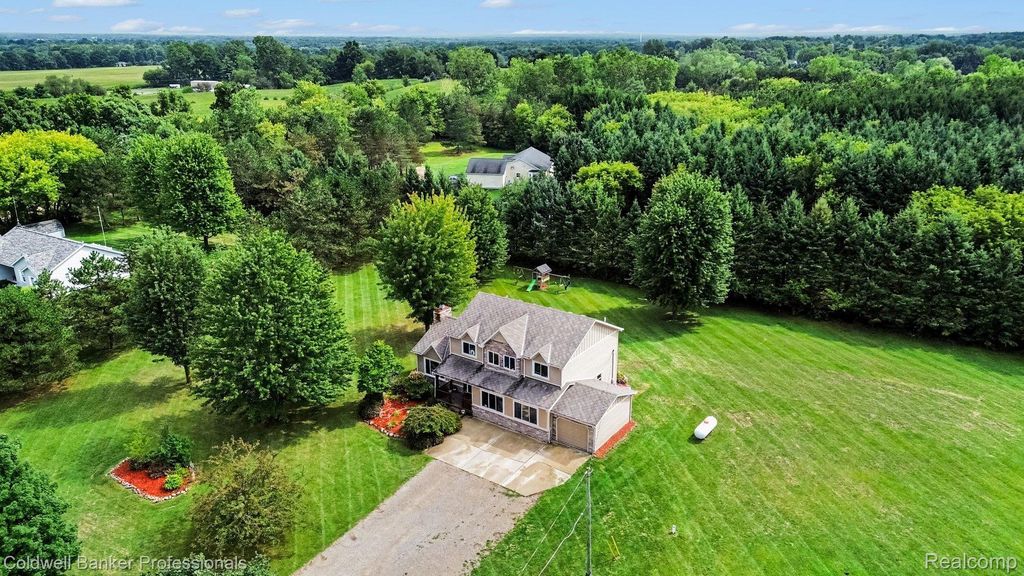 3775 Reamer Road, Lapeer