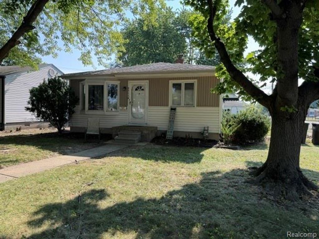 8953 William Street, Taylor city
