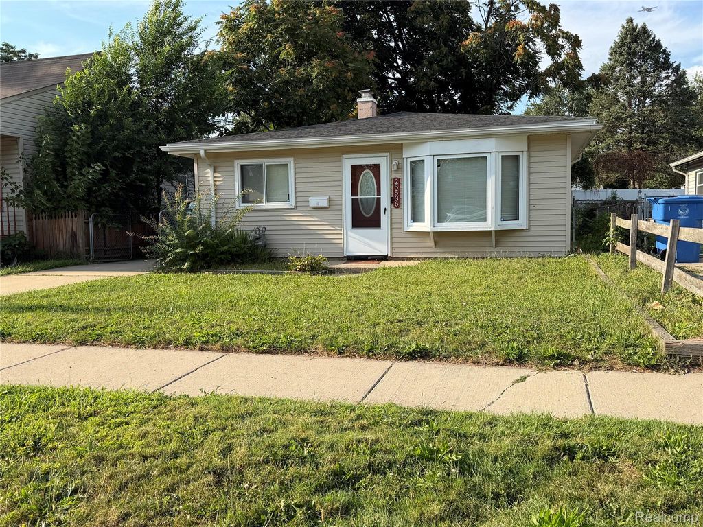 25536 Powers Avenue, Dearborn Heights city