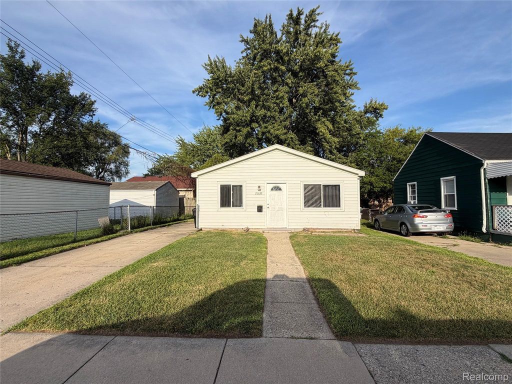 26039 Clancy Street, Roseville city