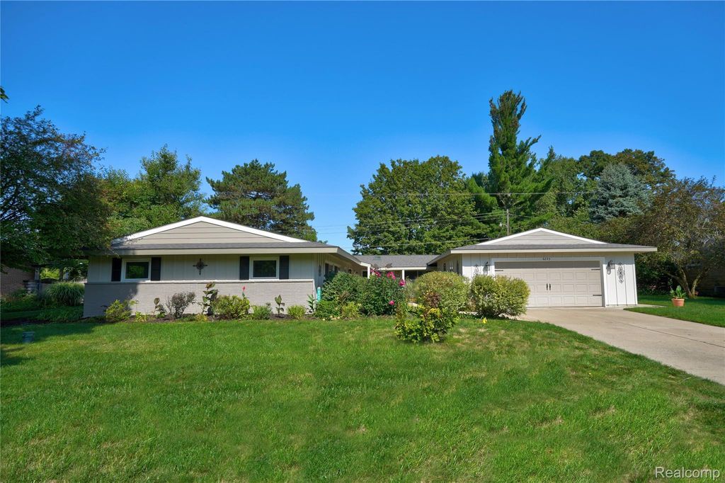 6243 Westview Drive, Grand Blanc