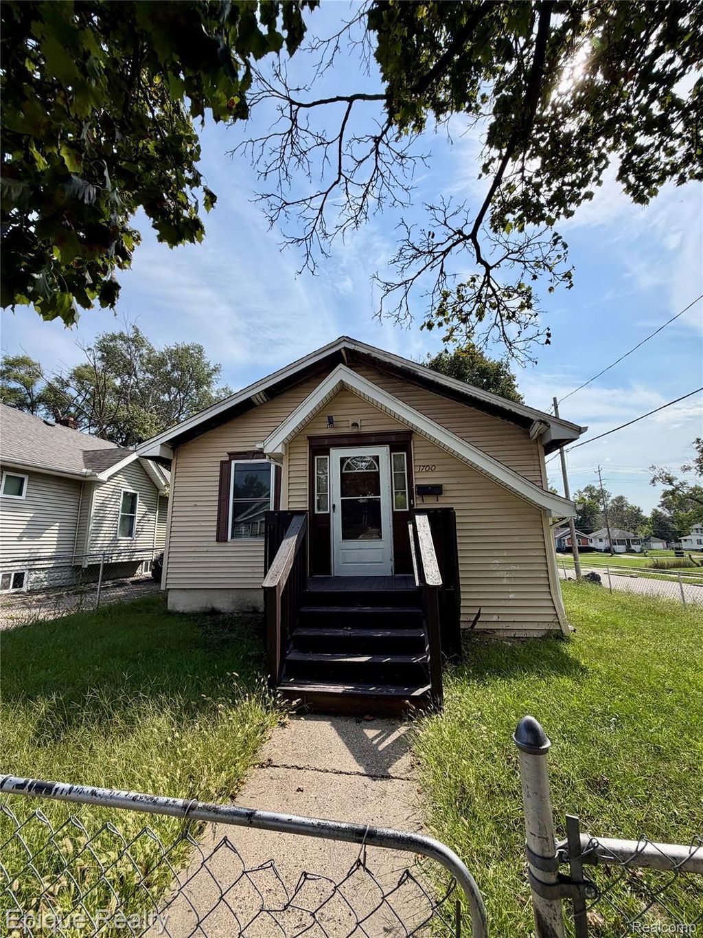 1700 Delaware Avenue, Flint city