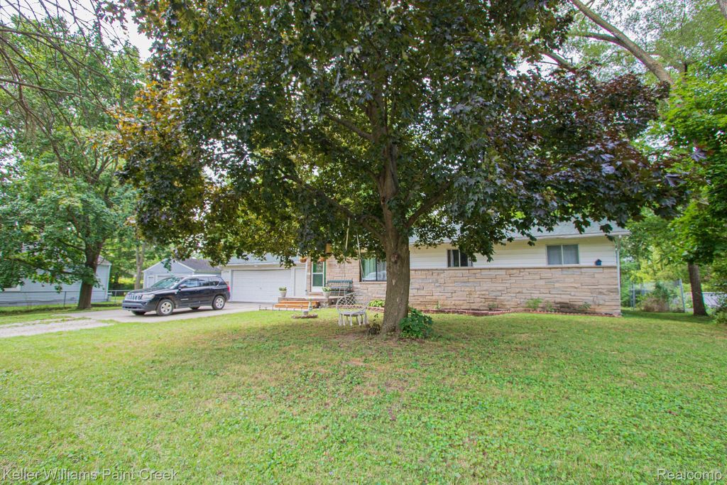 2334 S Term Street, Burton city