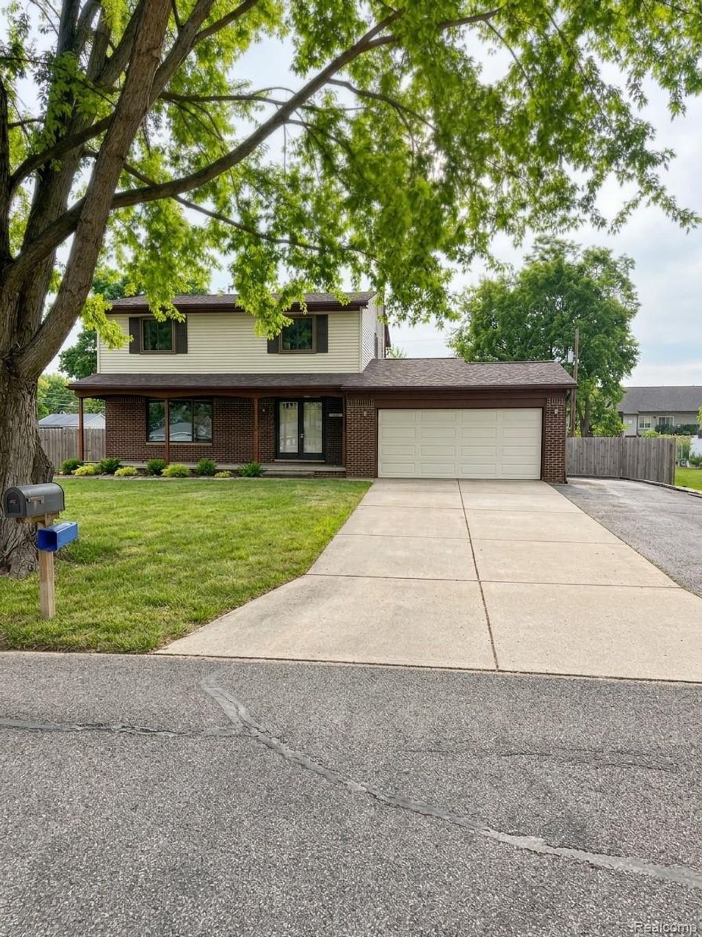 3786 Hazelton Avenue, Rochester Hills city