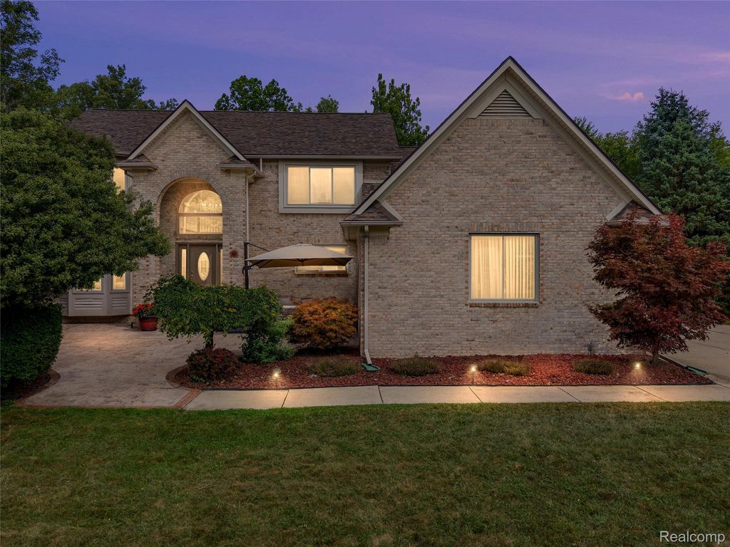 37570 Dale Drive, Huron charter township
