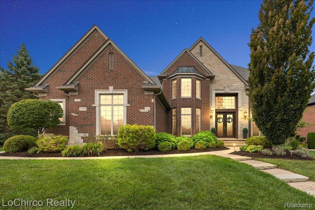 739 Majestic Drive, Rochester Hills city
