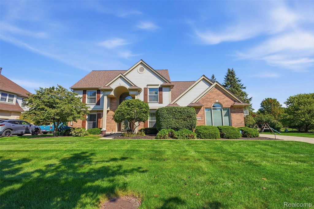 48098 Covington Court, Canton charter township