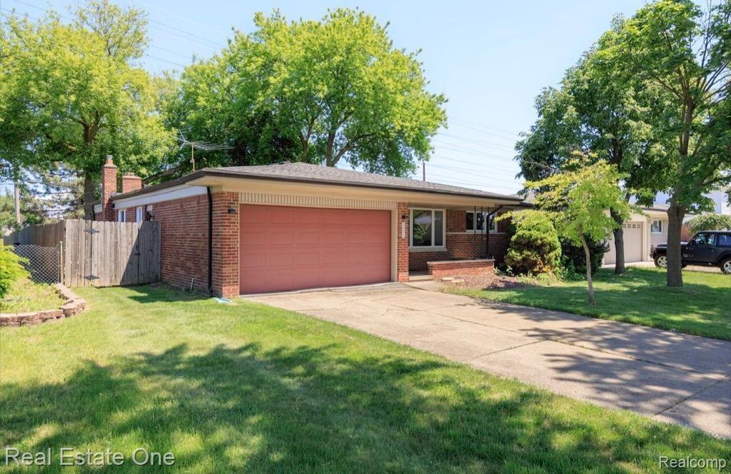 36424 Clifford Drive, Sterling Heights city