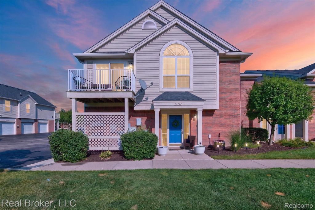 51747 Adler Park Drive W, Chesterfield