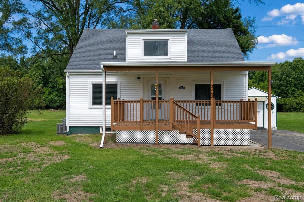 3363 E Pierson Road, Genesee charter township