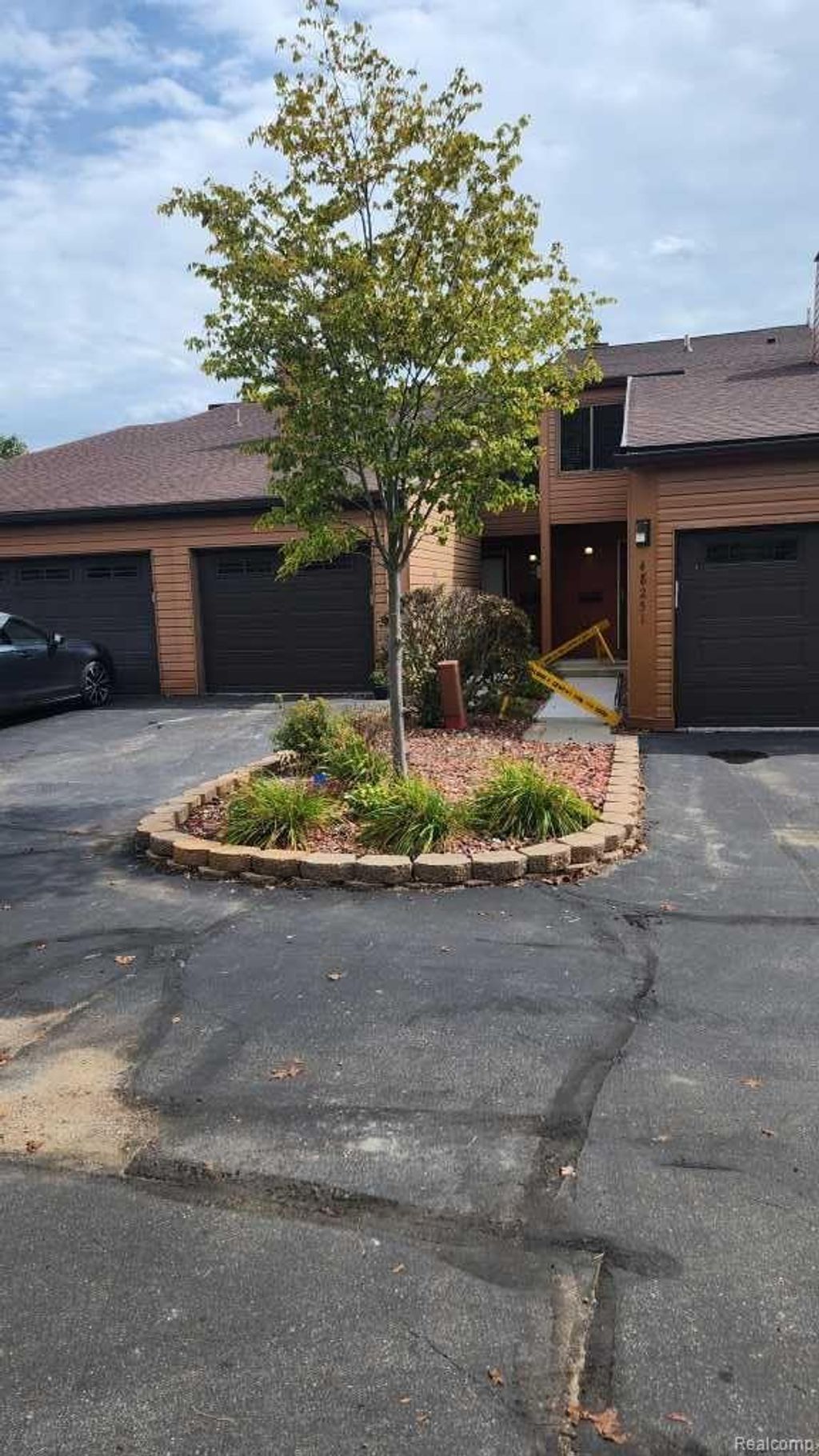 48245 Bayshore Drive, Belleville