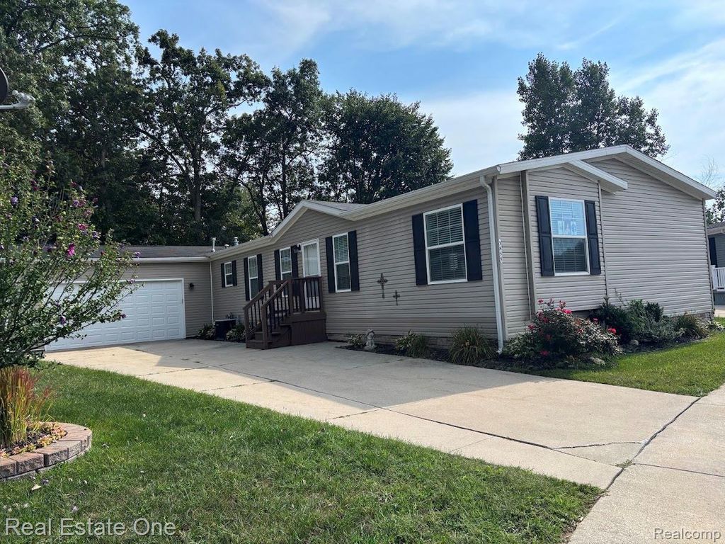 3855 Emerald Park Drive, Milford