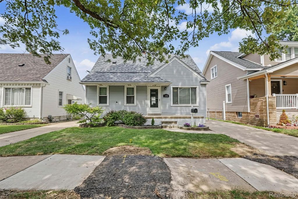 1646 Mill Street, Lincoln Park city
