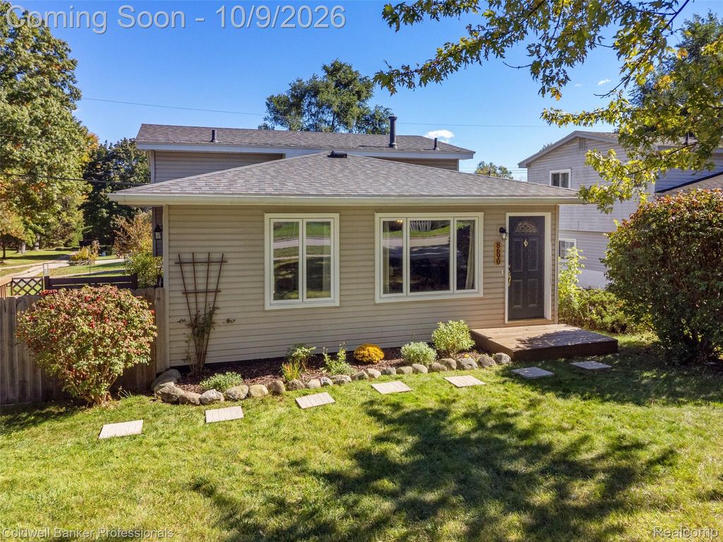 8690 N Eston Road, Clarkston