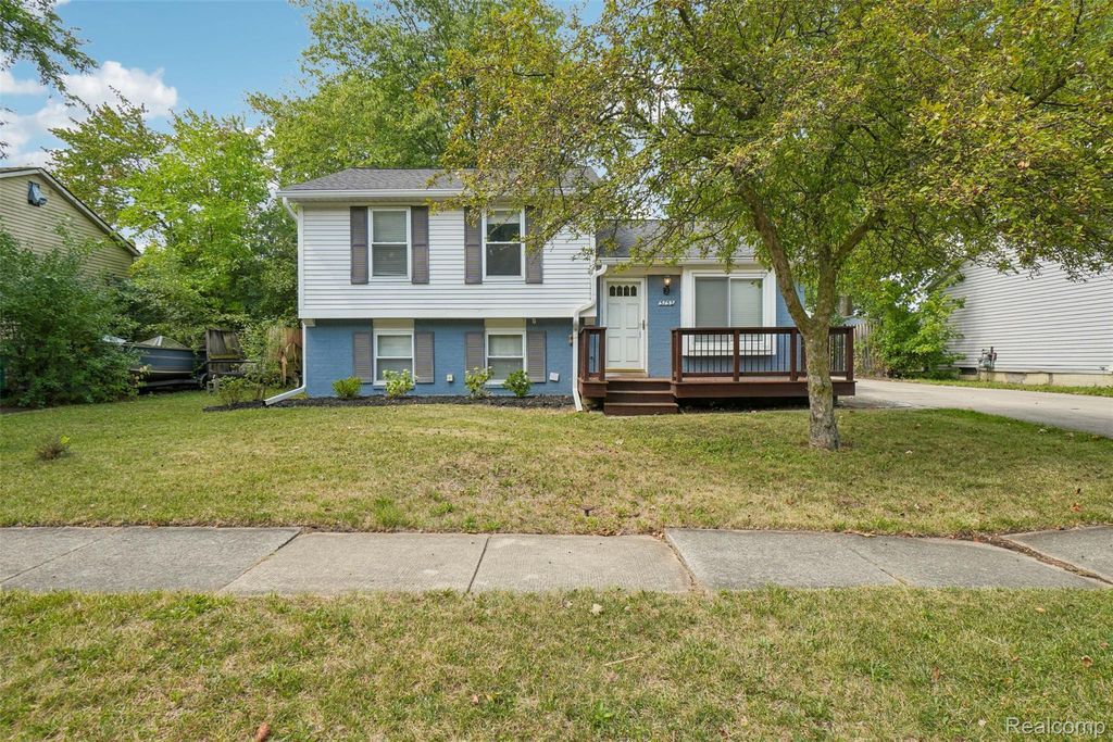 5752 Sunset Trail, Ypsilanti