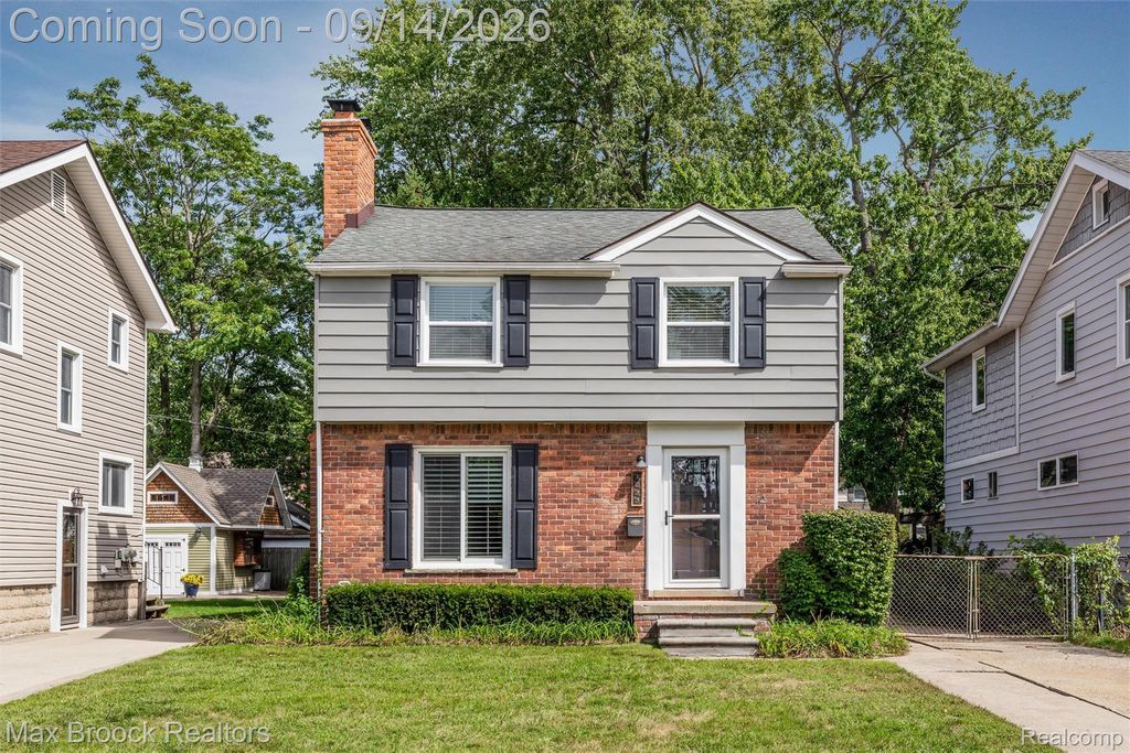 1033 Irving Avenue, Royal Oak