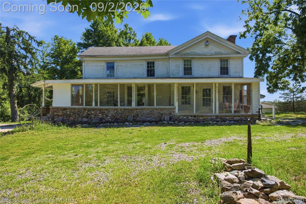 2519 U.s 12, Clinton township