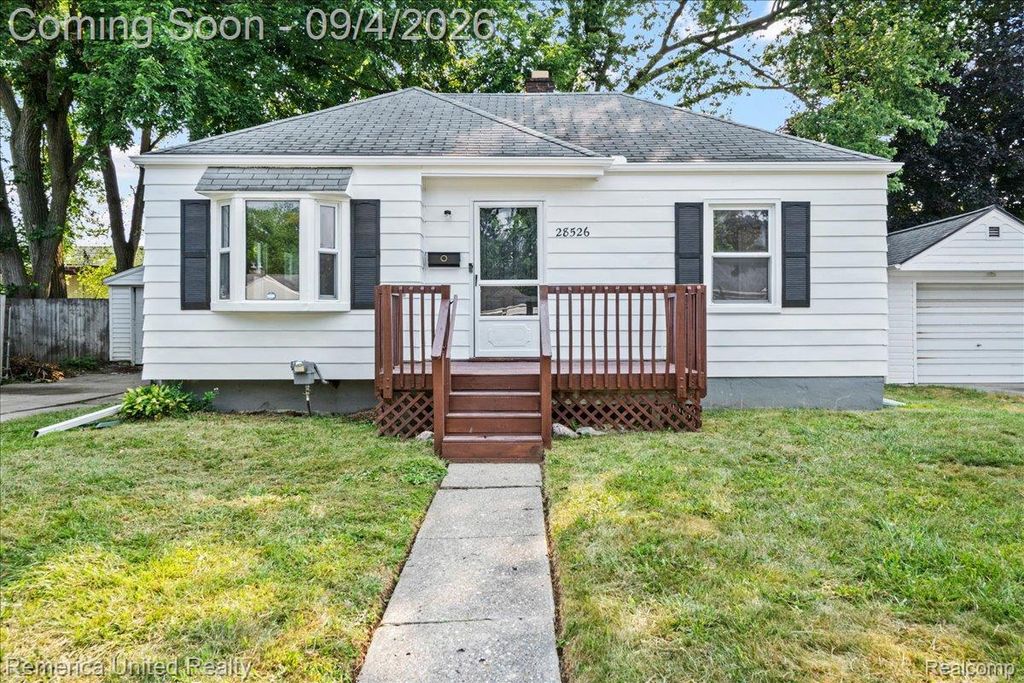28526 Brentwood Street, Southfield city