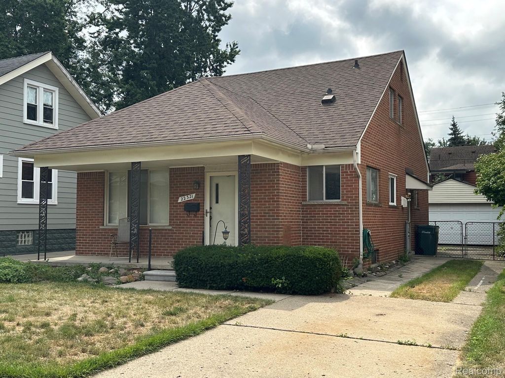 22321 Nona Street, Dearborn city
