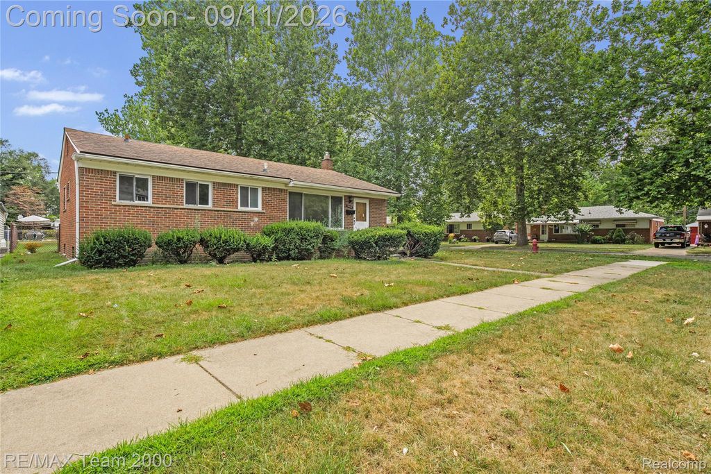 14141 Rockland Street, Redford charter township
