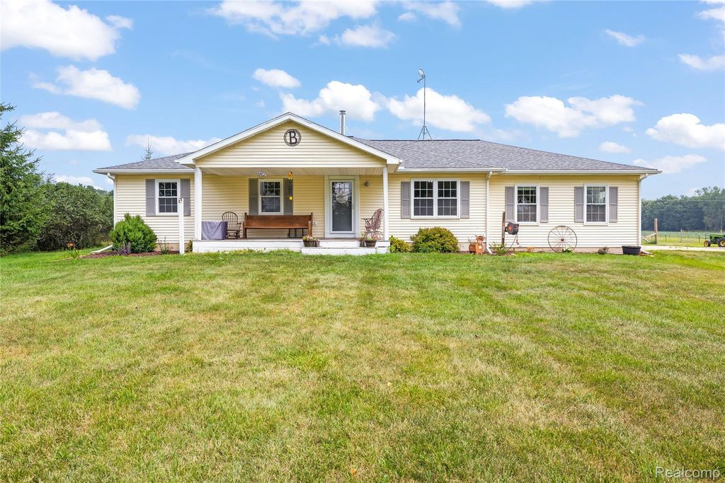 2281 Swan Road, Ingham township