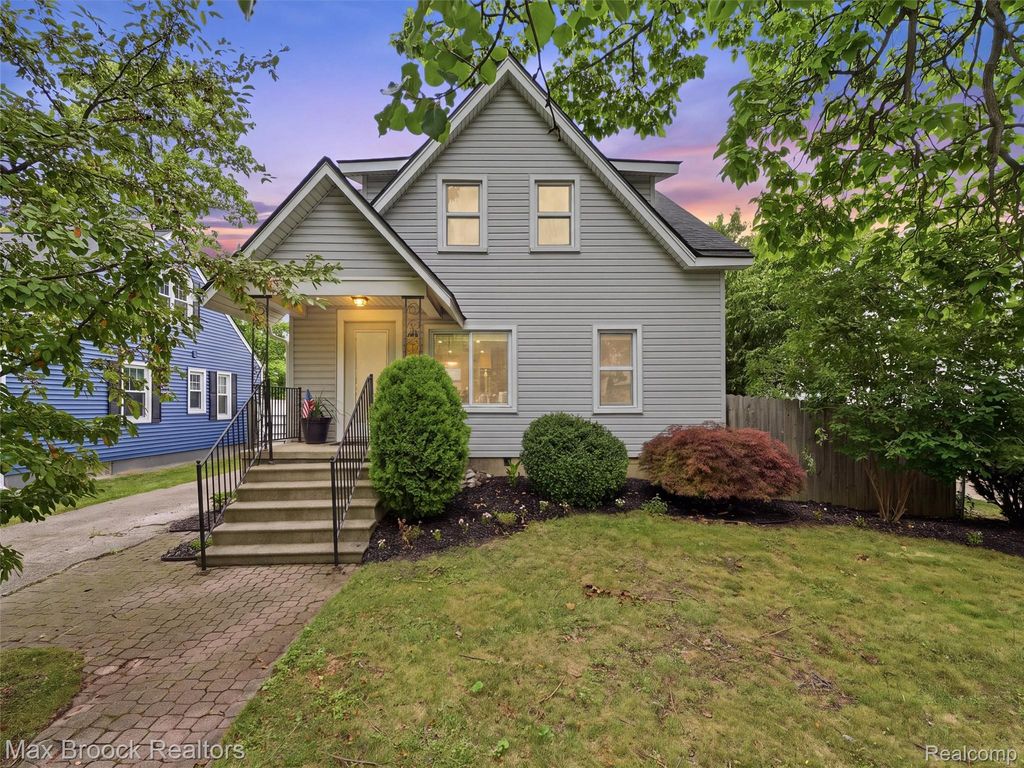 1216 W Windemere Avenue, Royal Oak city