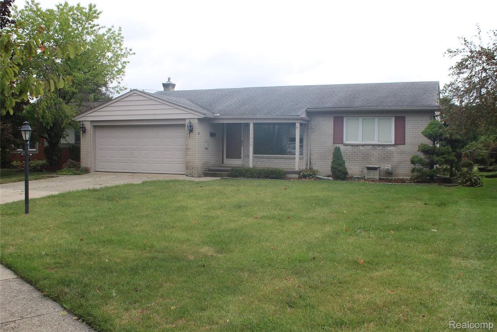 17230 Stamwich Street, Livonia city