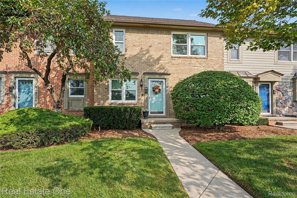 4410 Rochester Road, Royal Oak