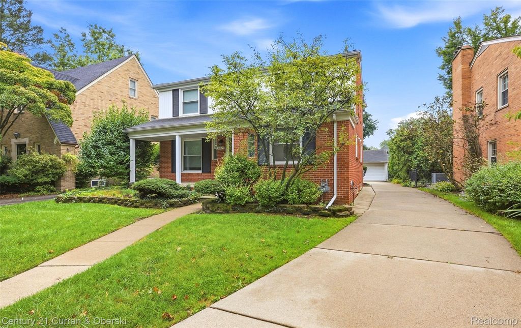 21945 Wildwood Street, Dearborn
