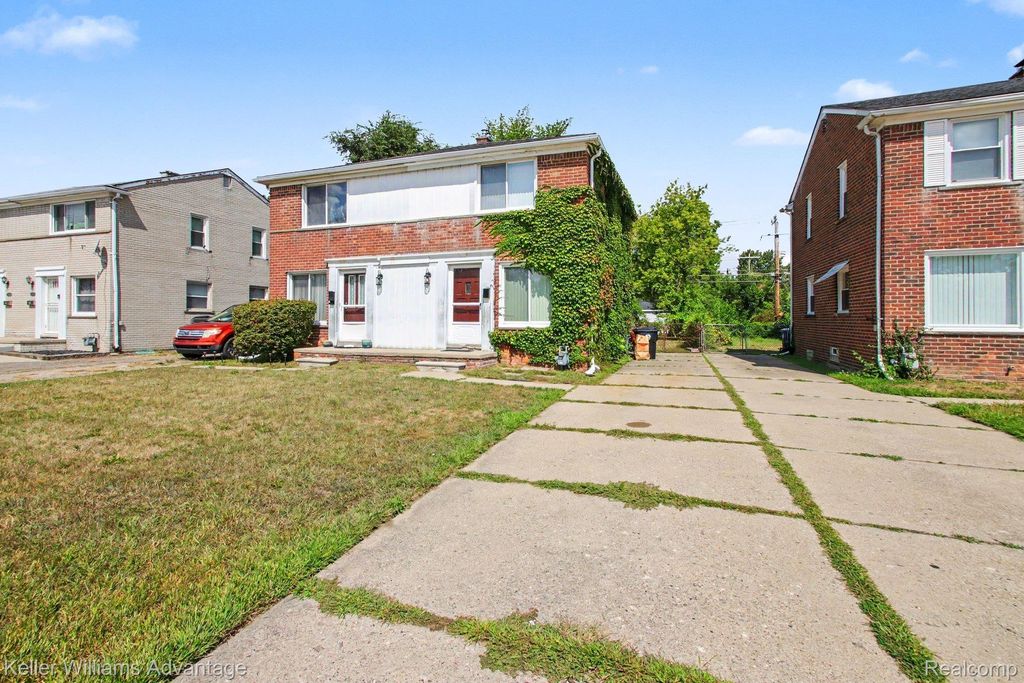 24434 W Chicago, Redford charter township