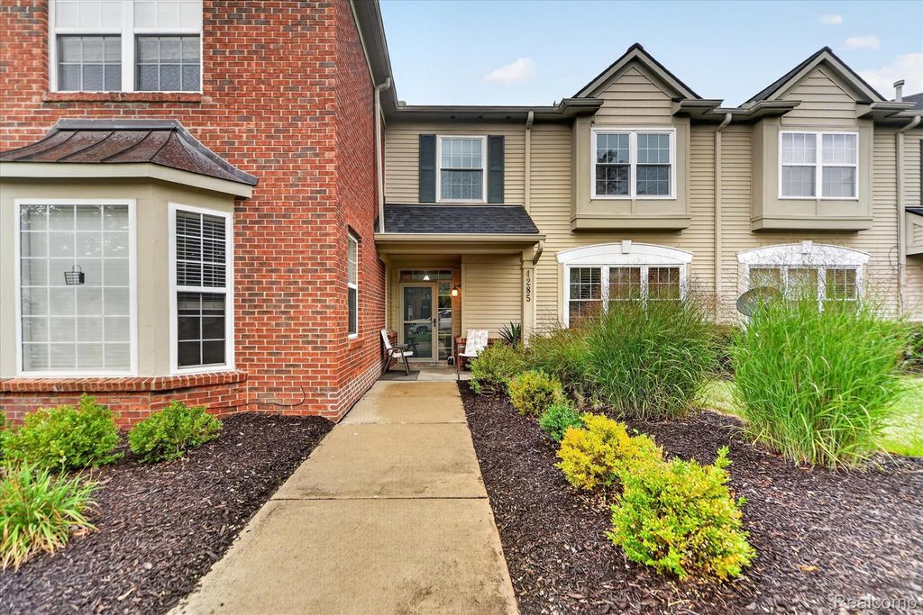 4285 S Hampton Ridge Boulevard E 141, Howell