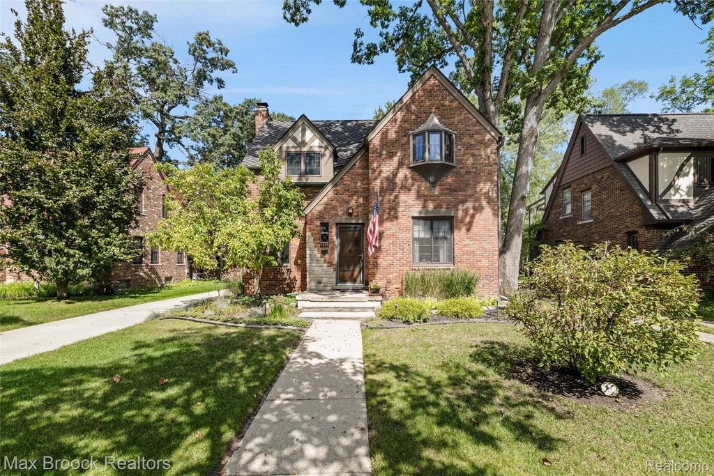 762 W Oakridge Street, Ferndale