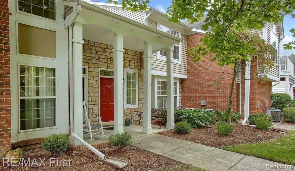 44829 Marigold Drive, Sterling Heights