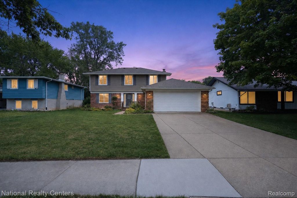 6604 Paul Revere Lane, Canton charter township