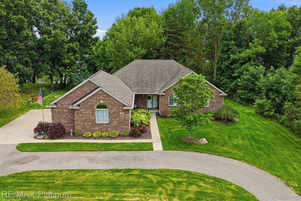 100 Fordney Place, Howell city