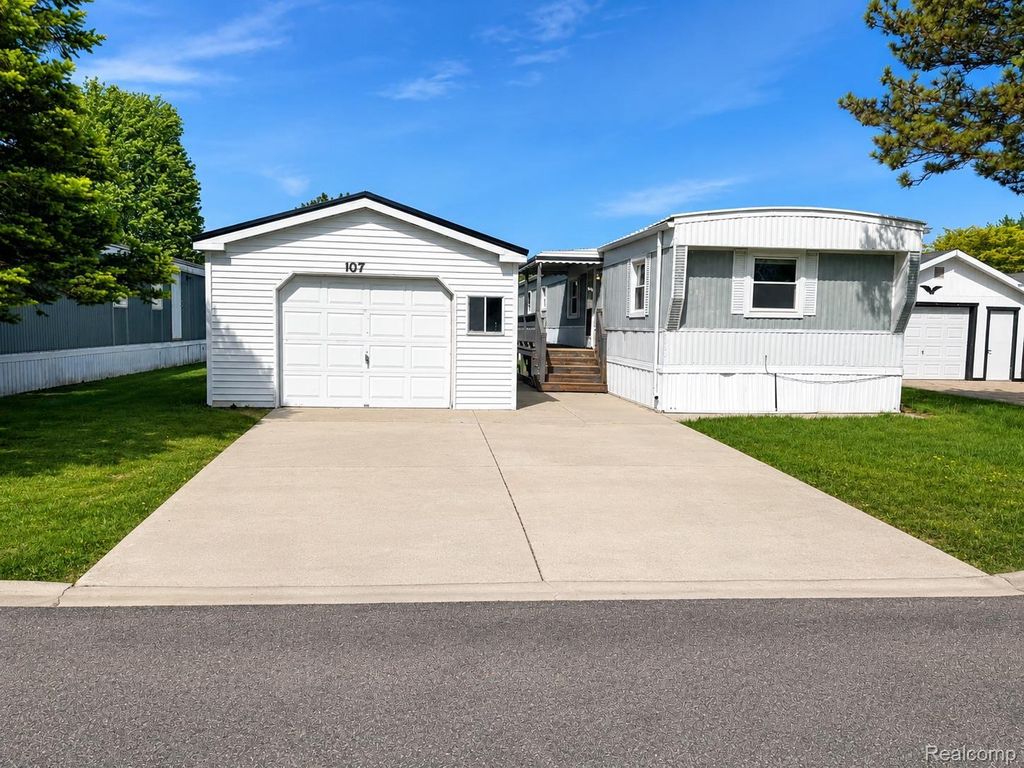 107 Foxpointe Ct, Swartz Creek city