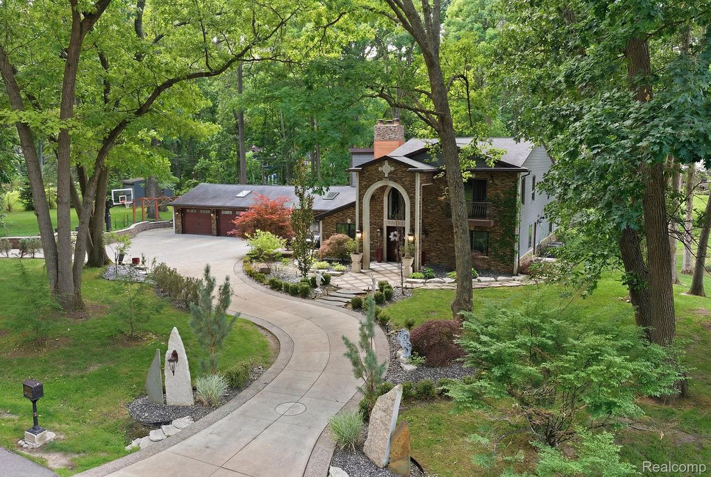 1258 Priscilla Lane, Rochester Hills city