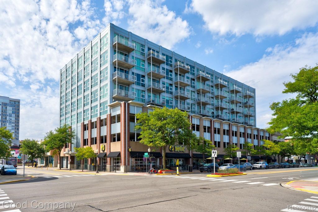 100 W 5th Street 804, Royal Oak