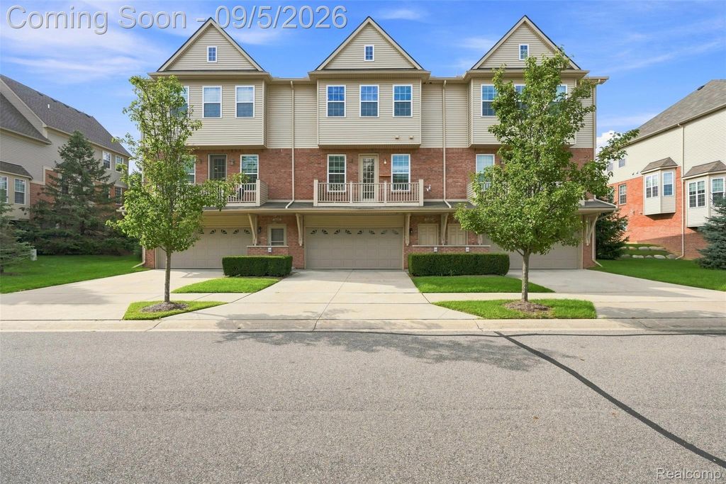 56685 Long Island Drive, Shelby charter township