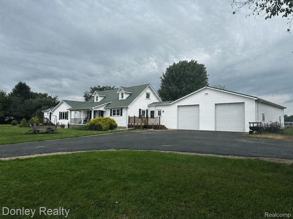 4528 W Sanilac Road, Snover
