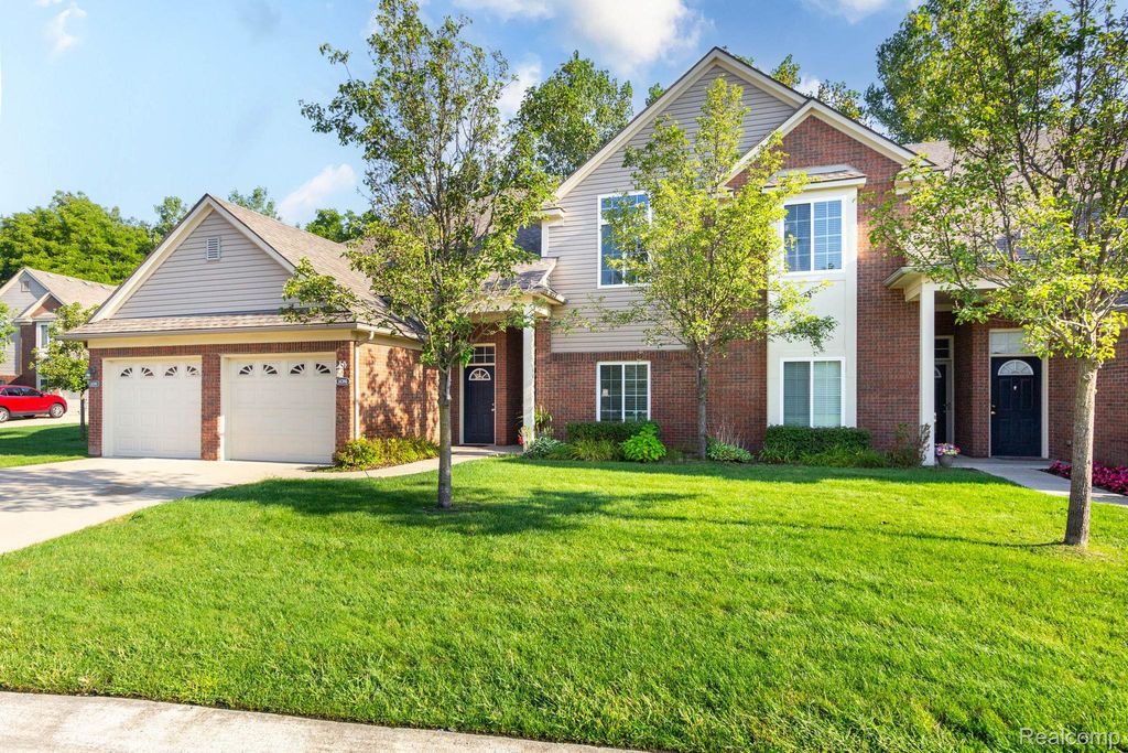 14386 Shadywood Drive, Sterling Heights city