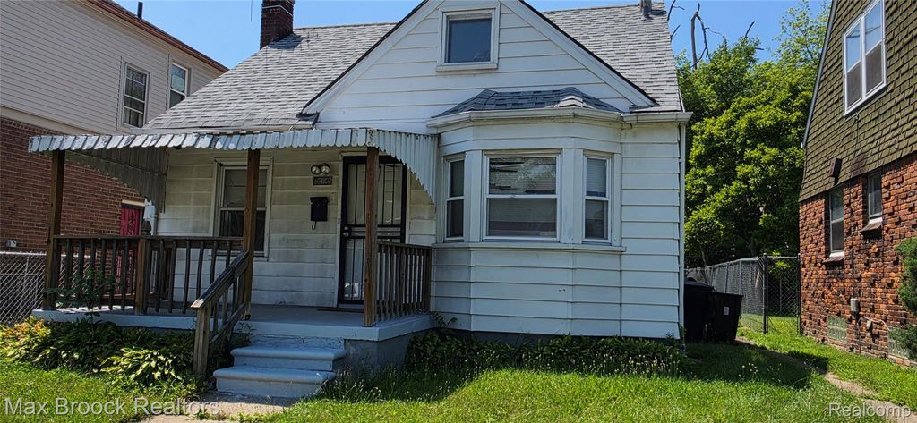 20145 Russell Street, Highland Park