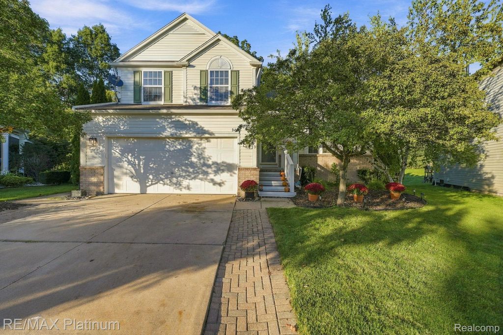 973 Callaway Court, Howell