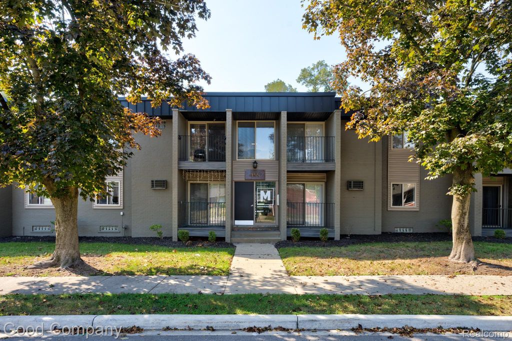 455 W Marshall Street 203, Ferndale